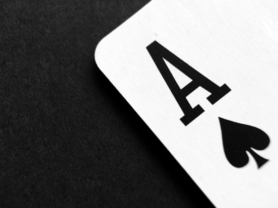 Famous Blackjack Players That Changed the Course of the Game
